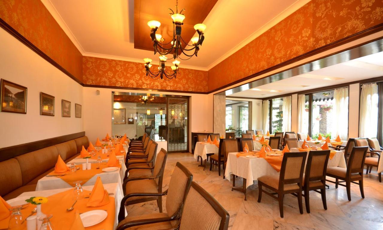 Shervani Hilltop Resort Nainital Exterior photo